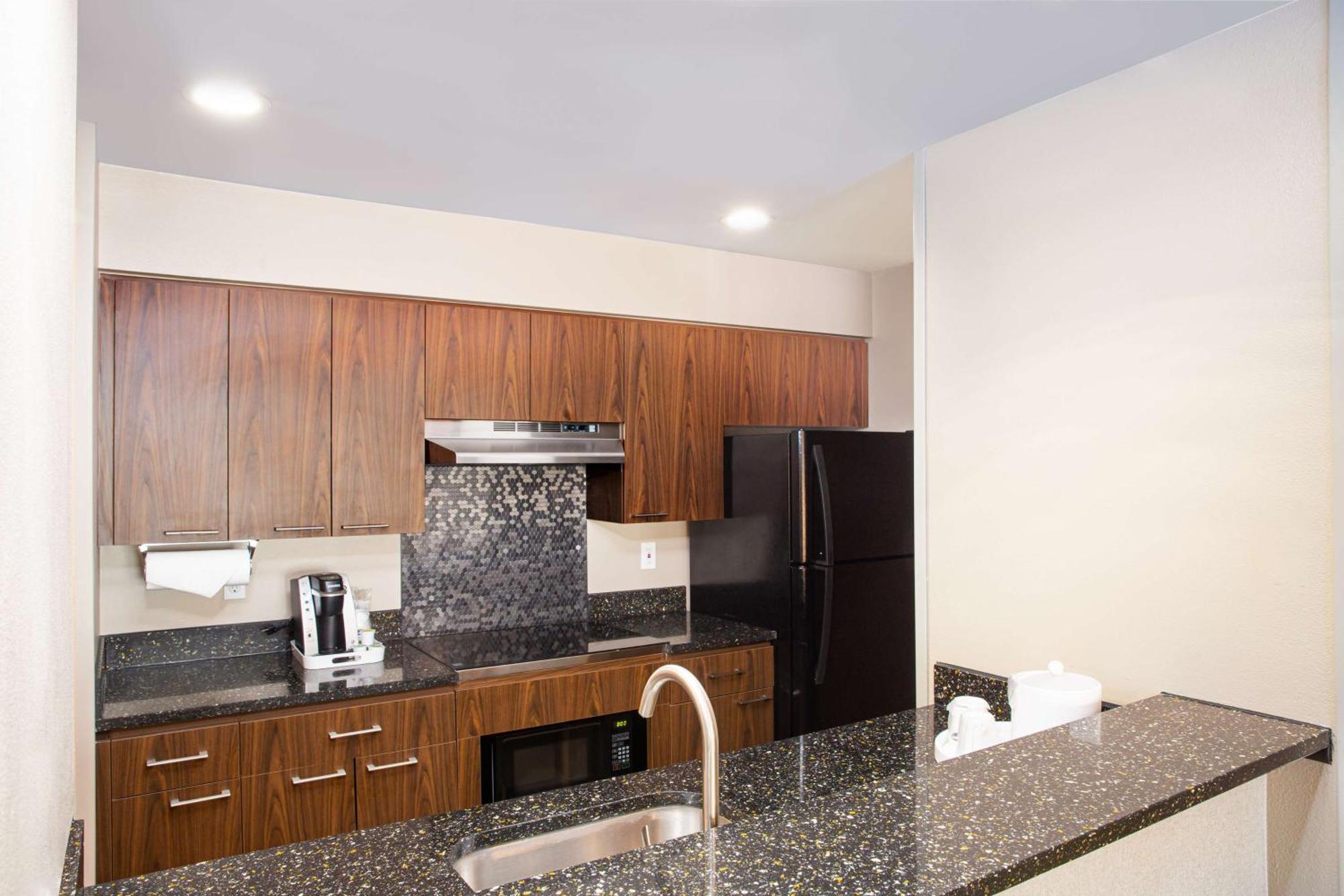 Queen Studio with Kitchen