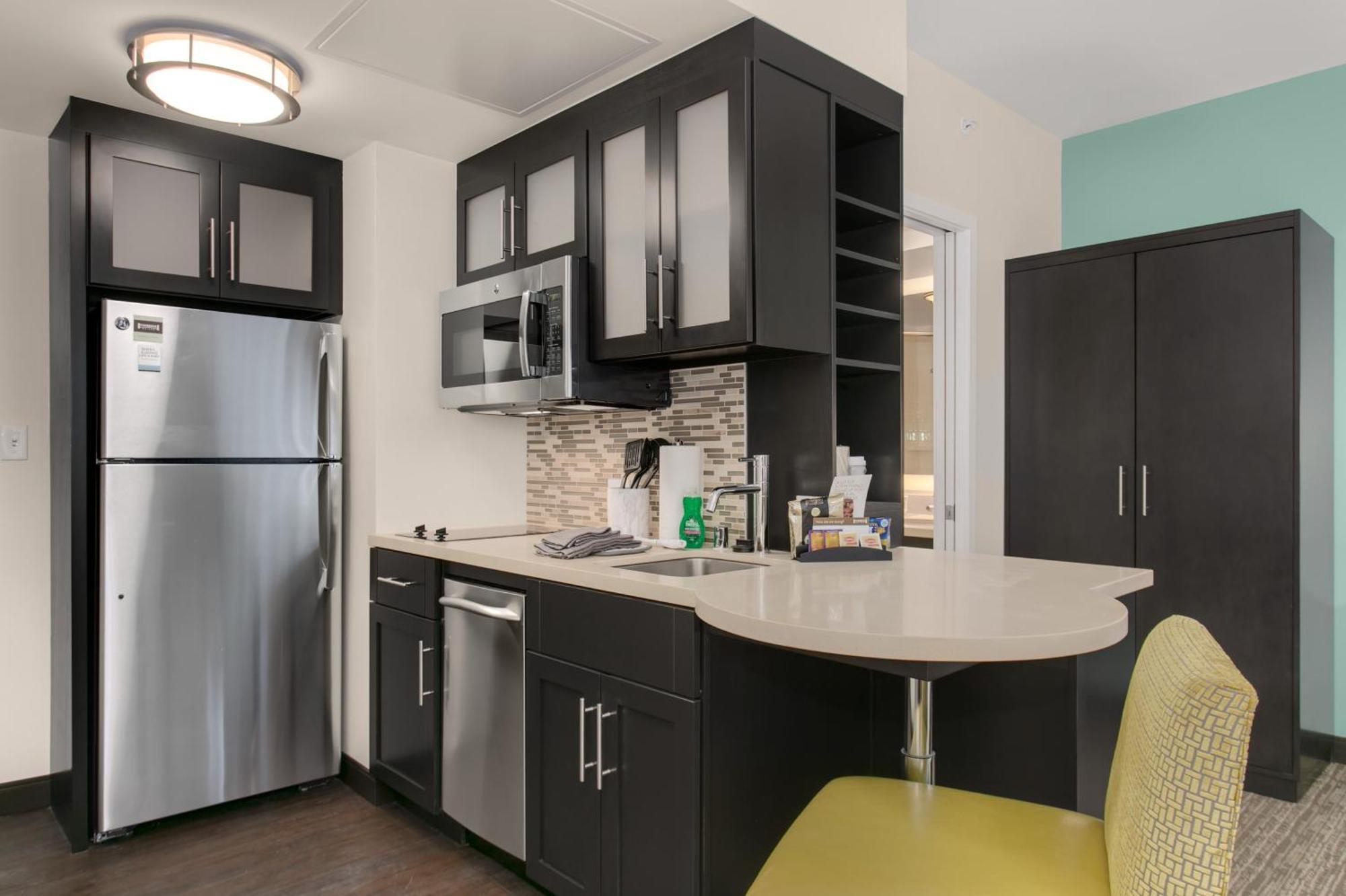 King Studio Suite