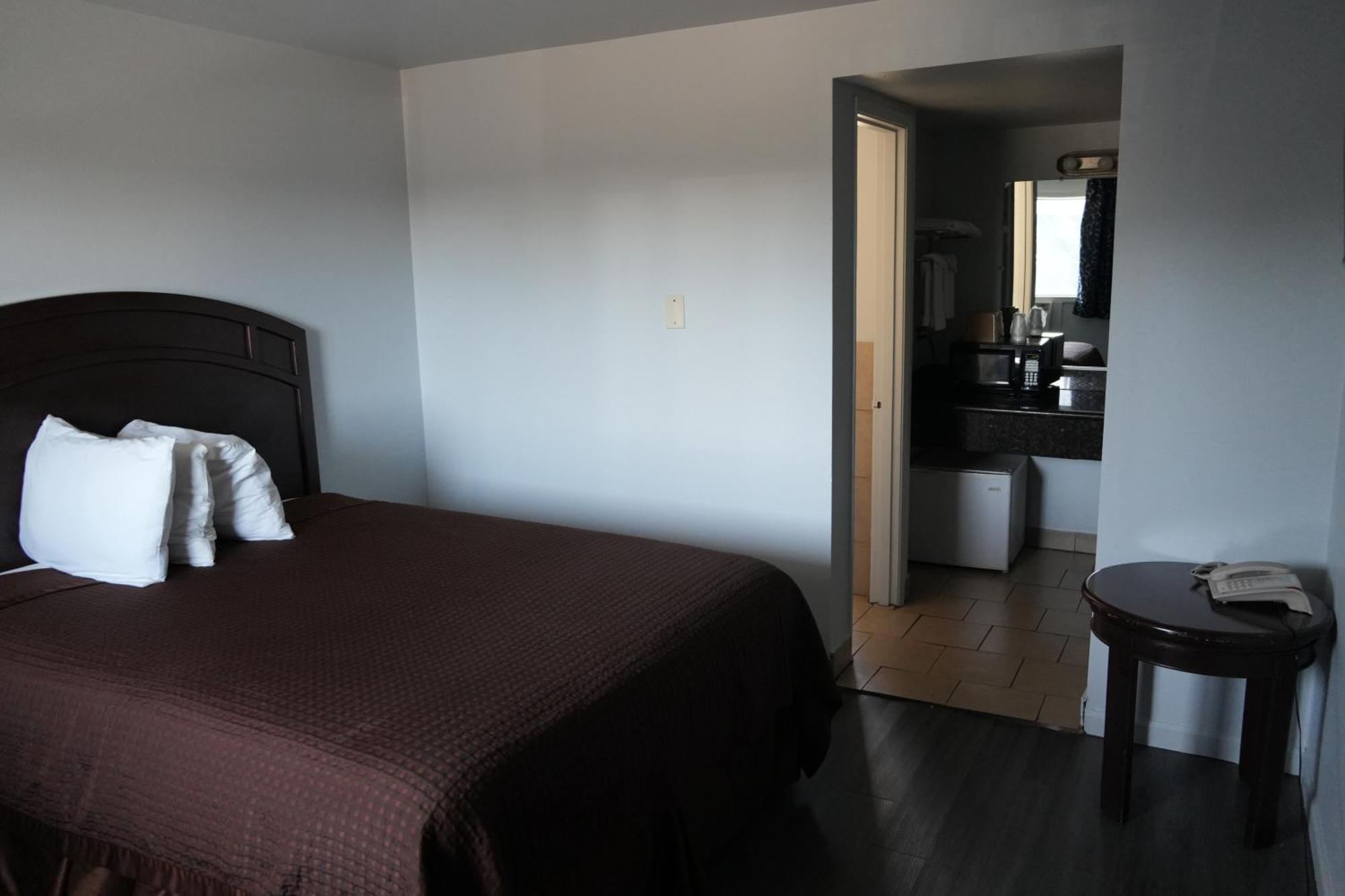Queen Room