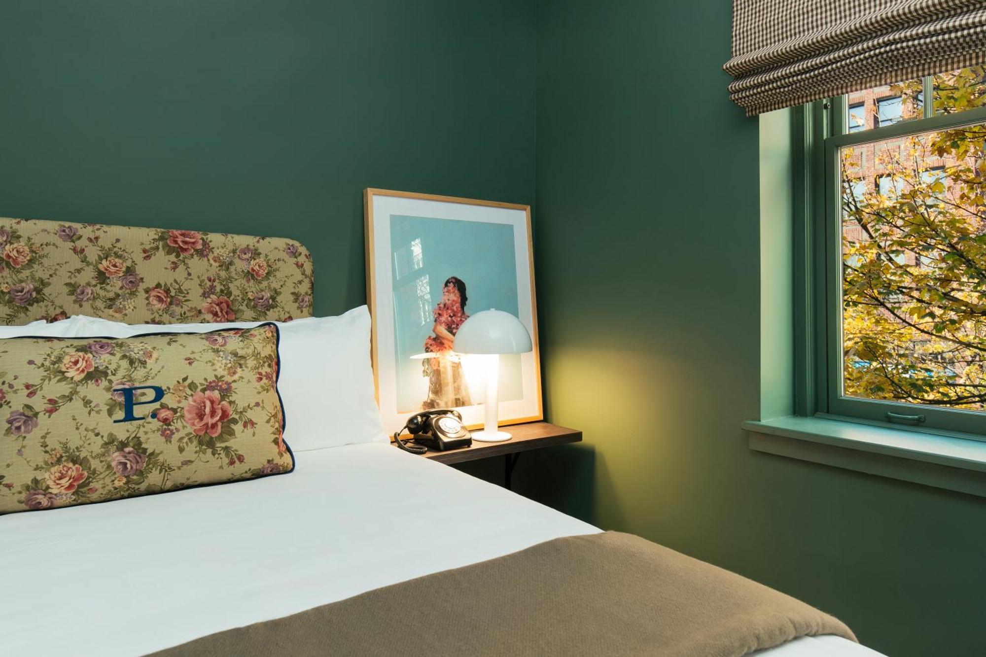 Queen Room