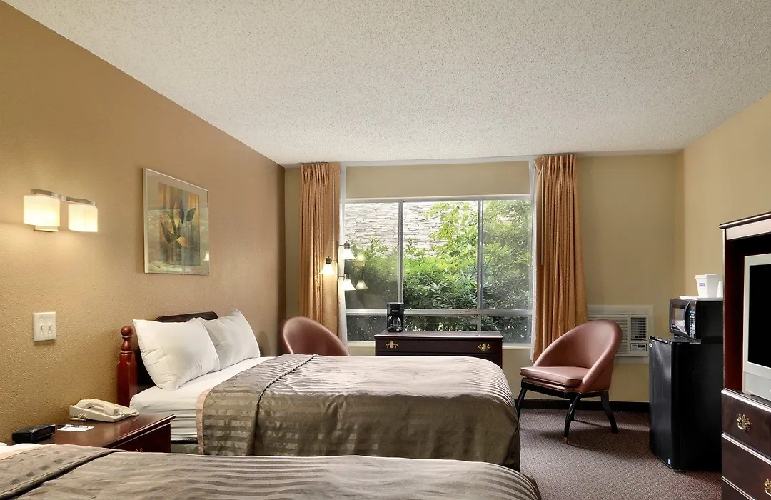 Travelodge By Wyndham Seattle University-1