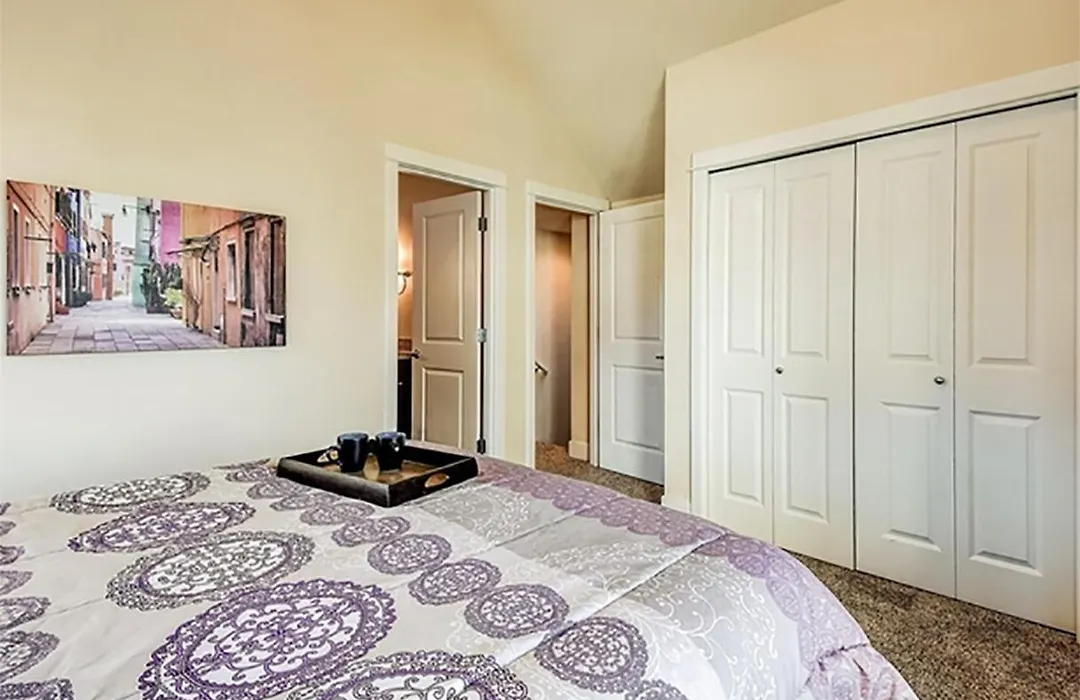 Entire Townhome In The Heart Of Ballard-1