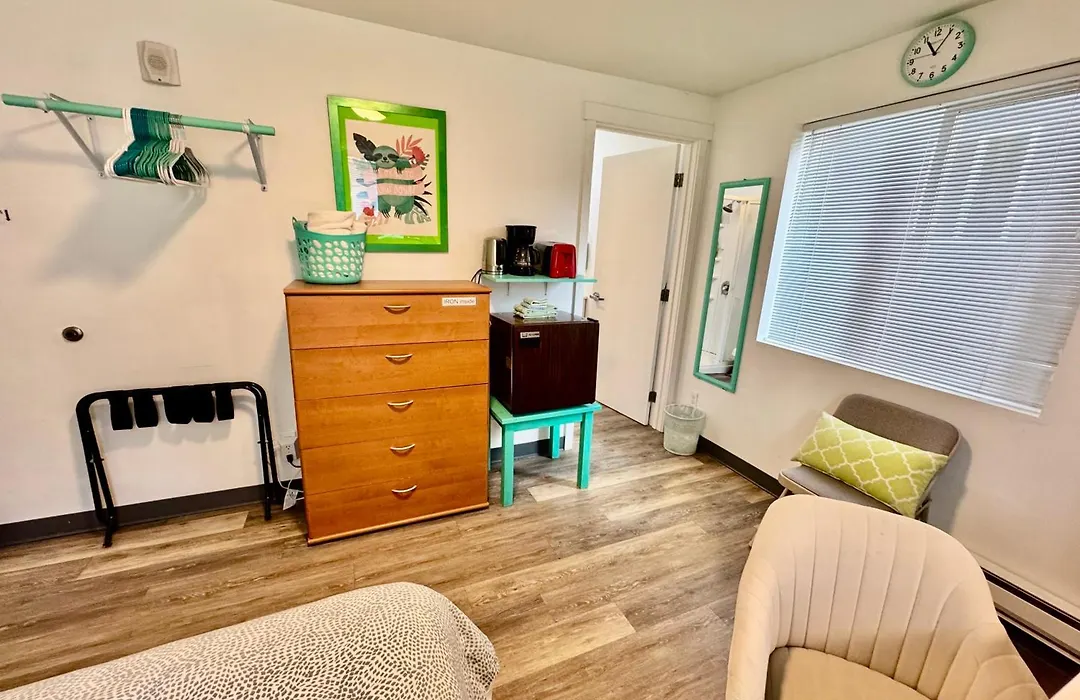 Private Room With Ensuite Bathroom 10 Minutes Walk To University Of Washington-1