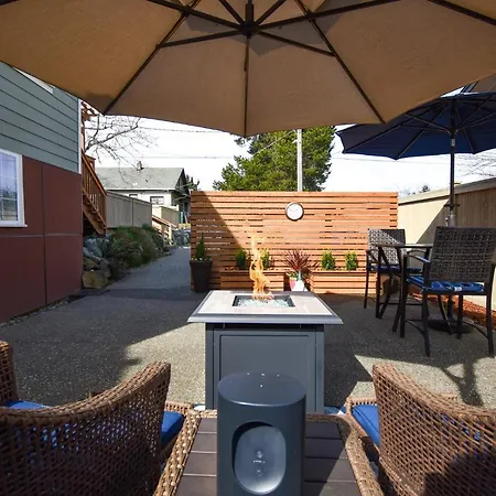 Modern Seattle Oasis-2