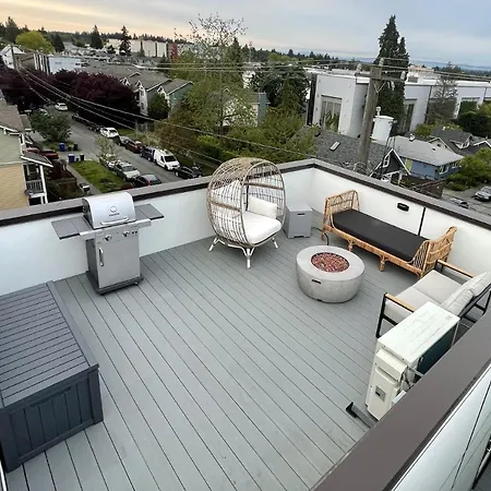 Lovely Magnolia Home-3